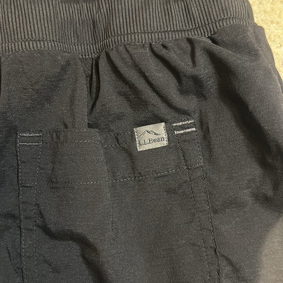 L.L. Bean Skort Skirt Black Nylon Blend Outdoor NWT Women's Small - Picture 3 of 6